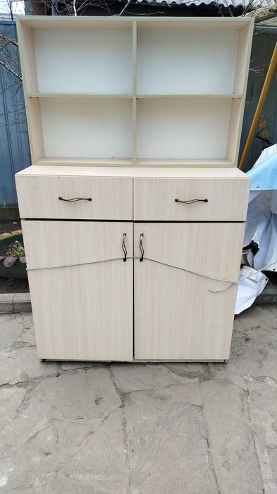 Шкаф для посуды в общепит