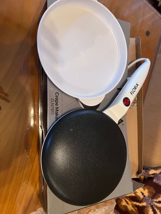 Pancakes maker clatite