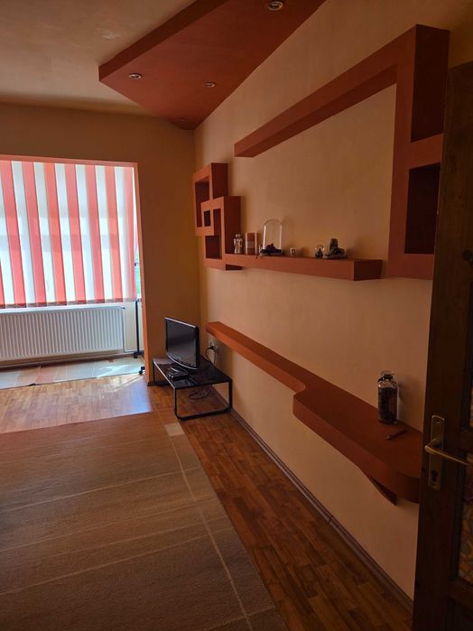 Inchiriere apt 2 camere