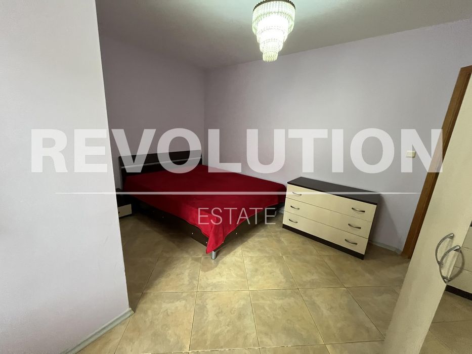 Дава се под наем Двустаен апартамент в Варна, Център - 60 кв.м за 400 € - Снимка #3