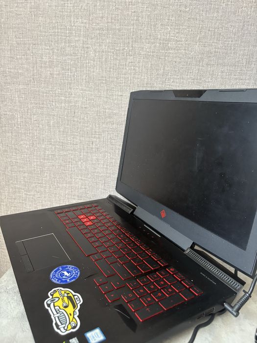 Продам ноутбук HP GTX 1050