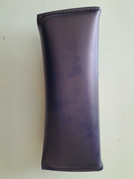 Кутийка за очила  KLETT нова 16 см на 6 см