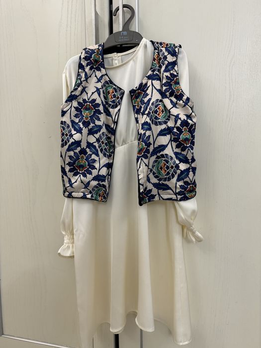 Нарядное платье для девочек