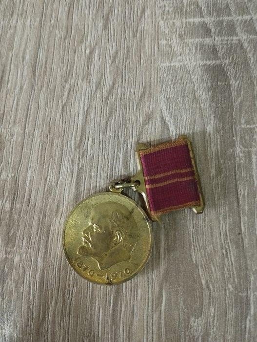 Lelin medali sotiladi