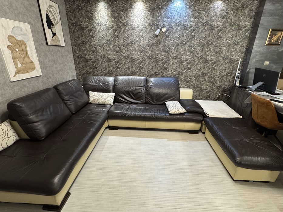 Ъглов диван от естествена кожа