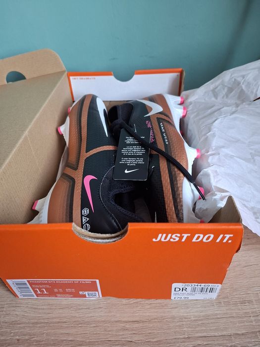 Ghete fotbal Nike Phantom GT2 Academy DF FG/MG – noi, mărimea 45