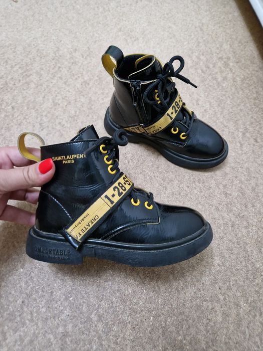 Сапожки для девочки