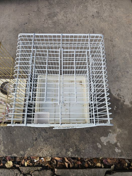 Большой клетка для Попугай. Qafas Золотисти 140 $.  белый 120$