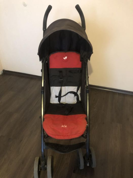 Лятна количка (тип чадър)