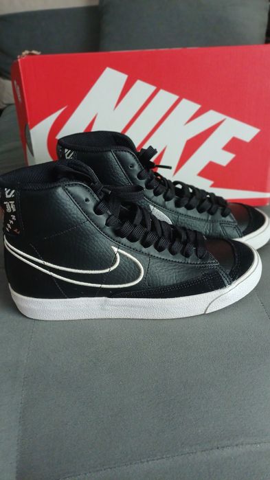 Nike Blazer MID '77