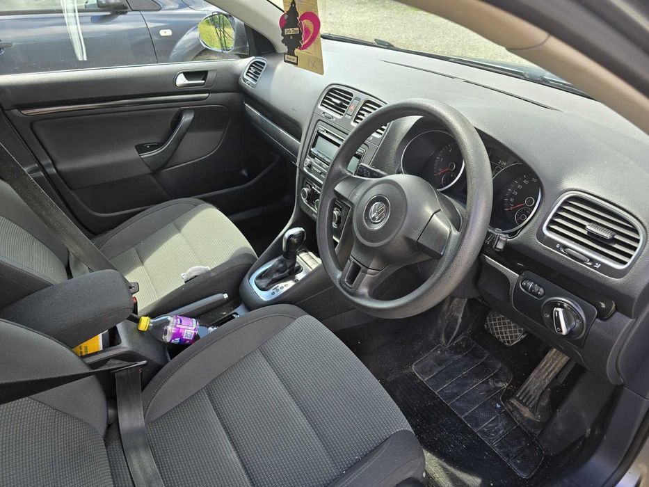 Dezmembrari dezmembrez Volkswagen Golf 6 Variant 1.6 TDI cod motor CAY