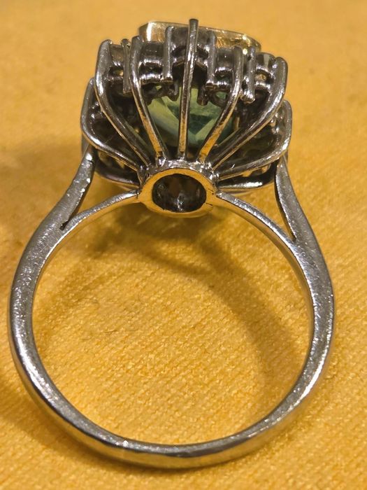 Vintage  Art deco Пръстен бяло, жълто злато,естествени диаманти и нату