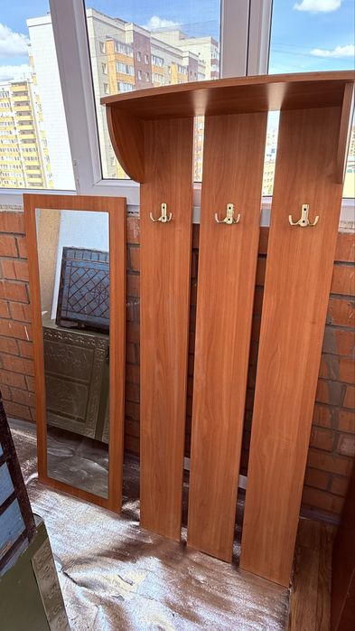 Продам Прихожый  .