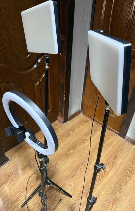 Светодиодная Лампа LED со штативом