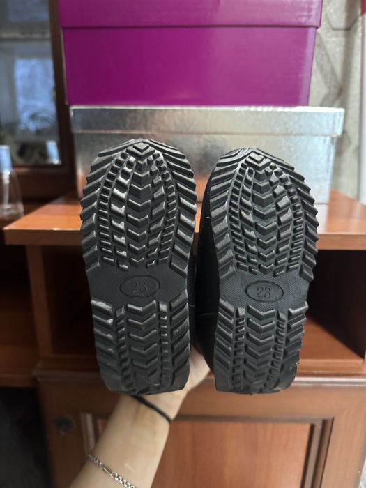 Продам детские дутики