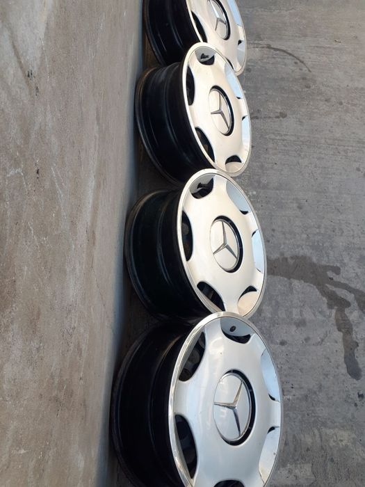 Диски штамп с колпаками на 124 мерседес
