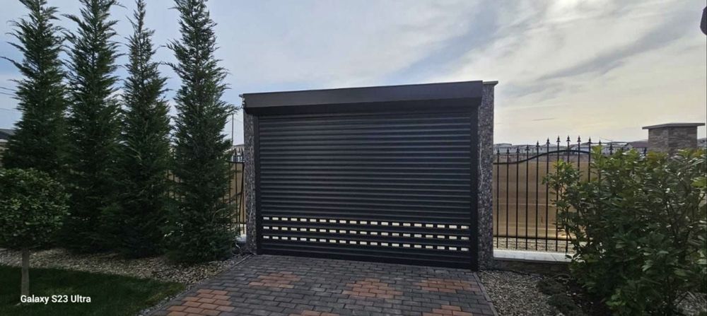 Usi de garaj tip sectionale usa garaj rulou automatizari
