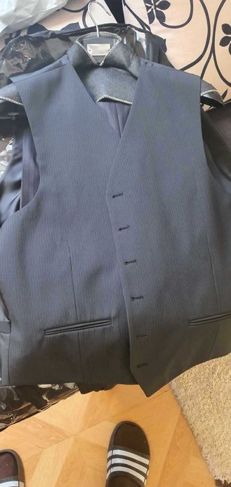 costum barbatesc nou