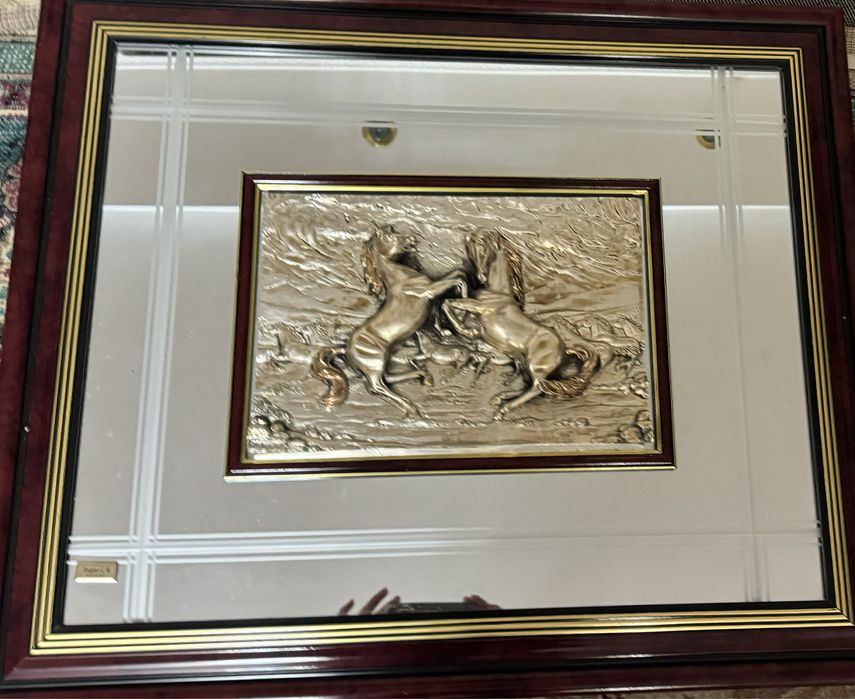 Эффектная картина с лошадьми