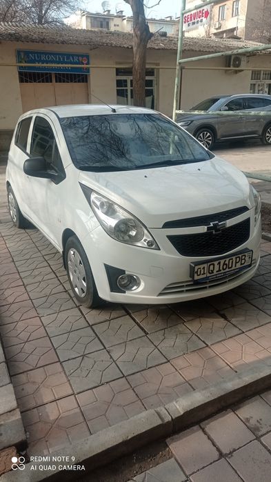 Продам свой автомобиль CHEVROLET SPARK 2015 года выпуска!