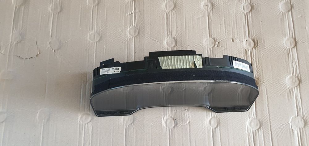 Ceasuri bord audi a8 d2 facelift benzina cutie automata display color