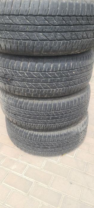 Продам рузину б/у 265/60/18