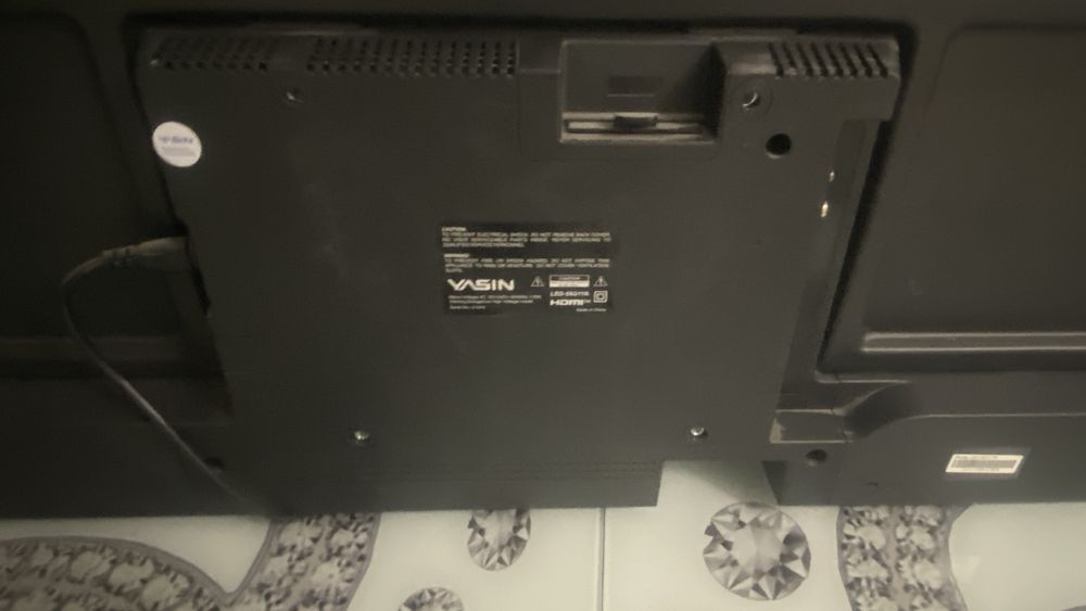 Продам телевизор полностью, или на запчасти