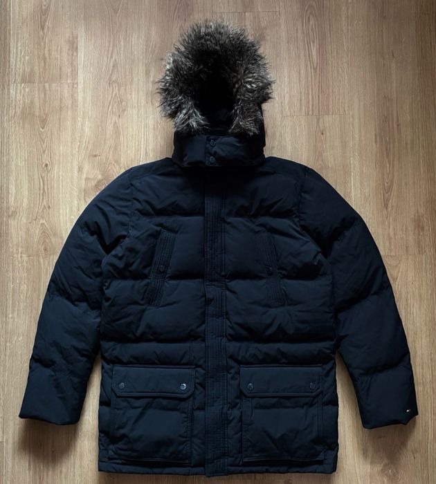 Tommy Hilfiger Down Jacket XL (черно)
