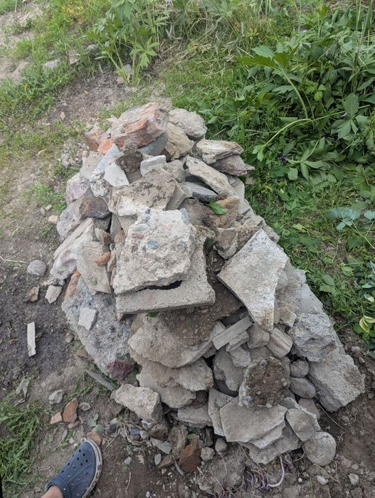 Камни для заливки фундамента