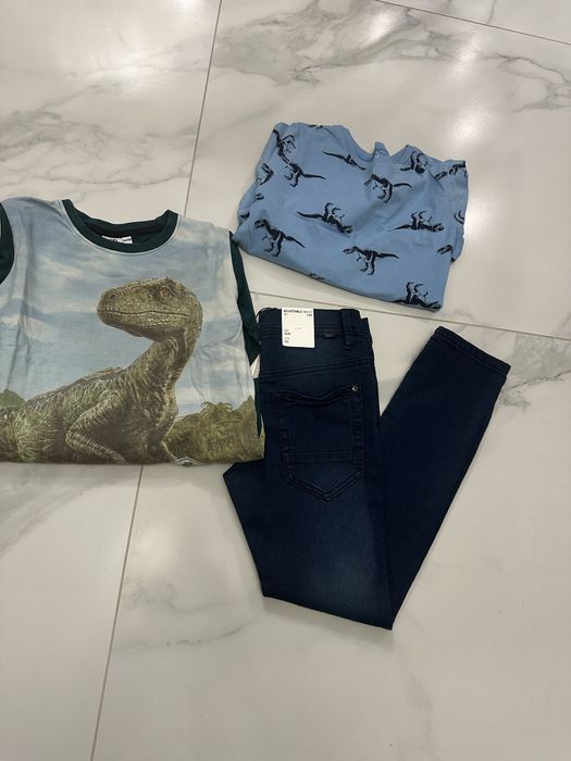 Нови дънки Name it за момче с ръст 134 см и подарък две блузи