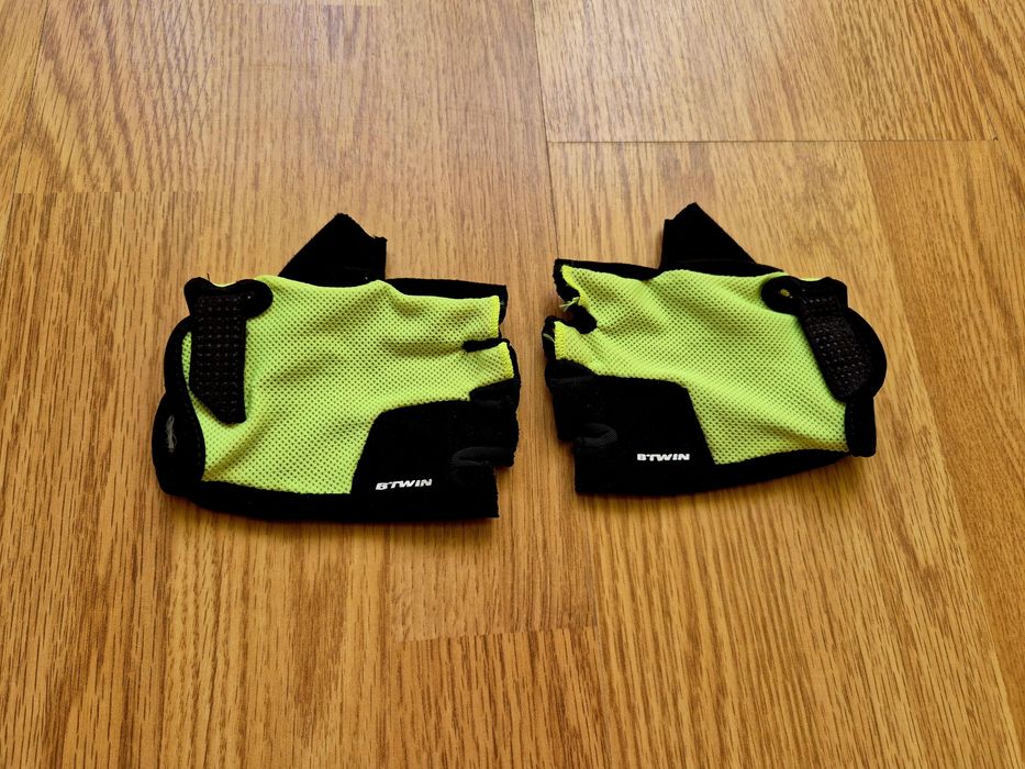 Casca manusi btwin bicicleta