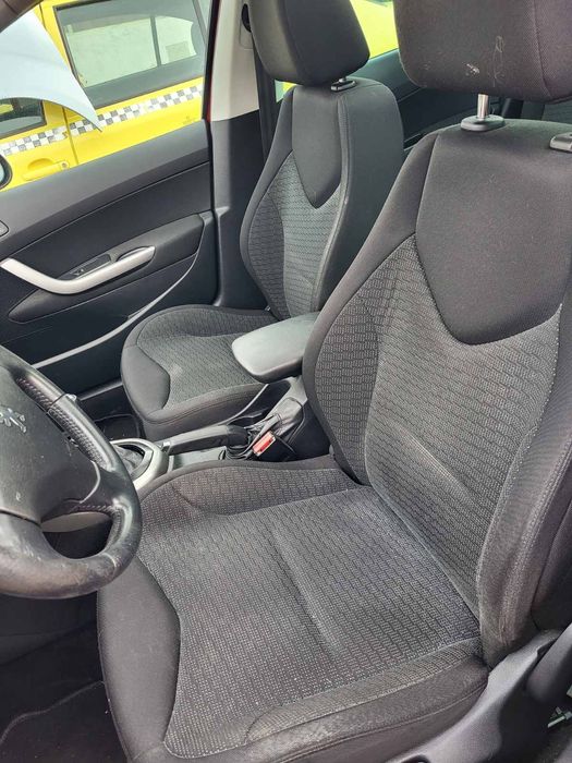 Пежо 308 SW на части