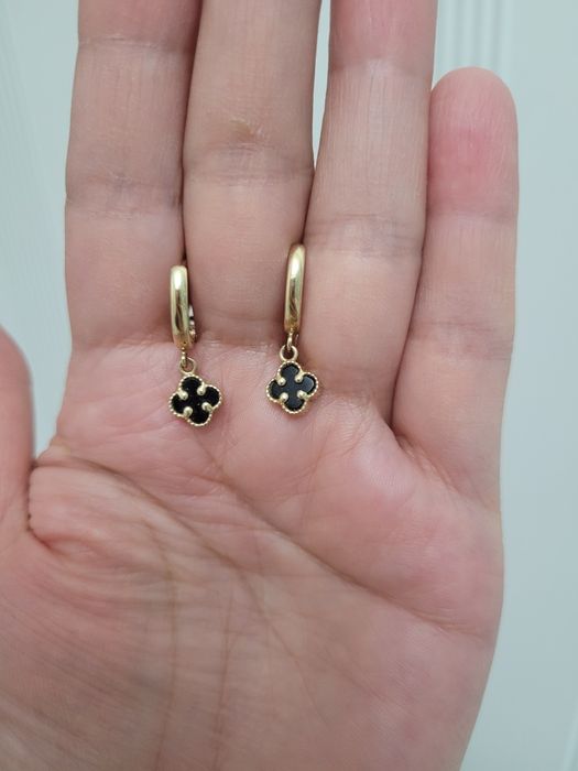 Продам серьги золото