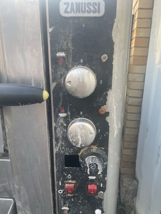 Пицца печка большоя