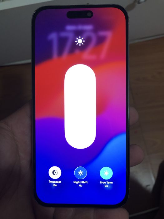 Vand schimb Iphone 15 pro max