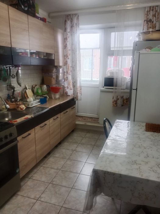 Продам срочно трех комнатную квартиру