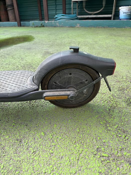 Самокат электро ninebot