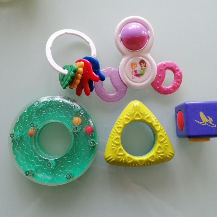 Подарявам Муз. играчки