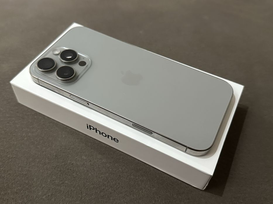 Iphone 16 PRO MAX 512gb 100% baterie Natural Titanium