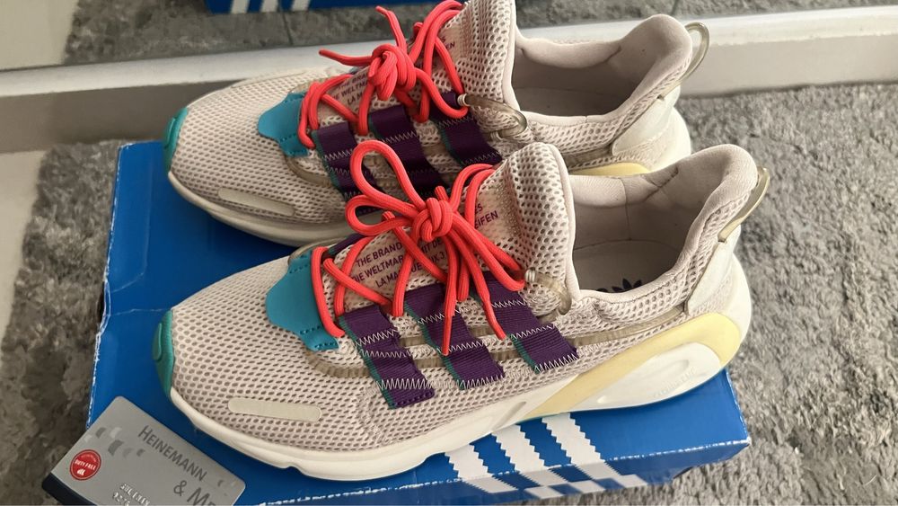 Vand Adidas LXCON