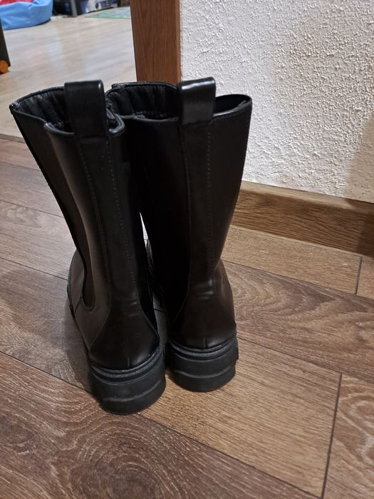 Дамски боти тип челси