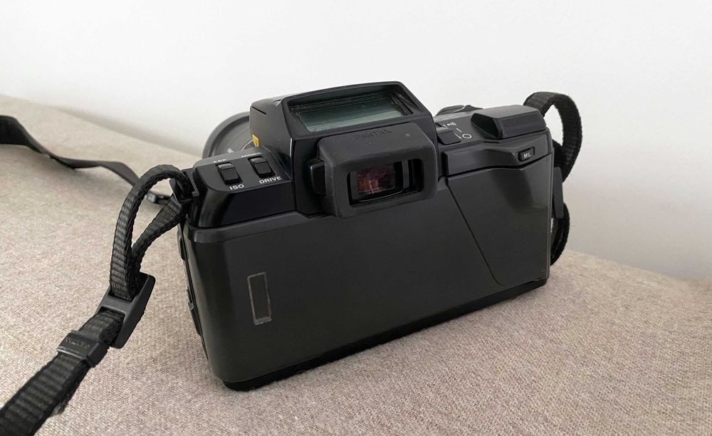 Aparat foto SLR Pentax SFX fara obiectiv - doar body - bun