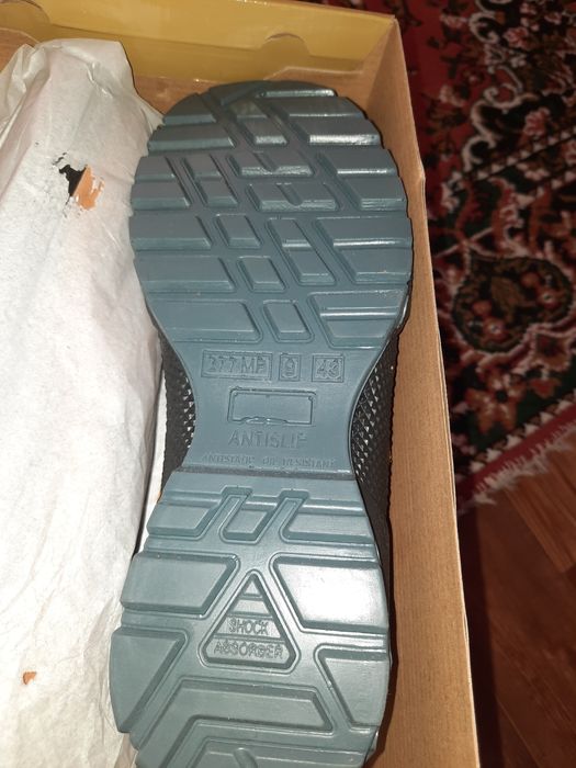 Спец Обувь Новое 43 раз Летние