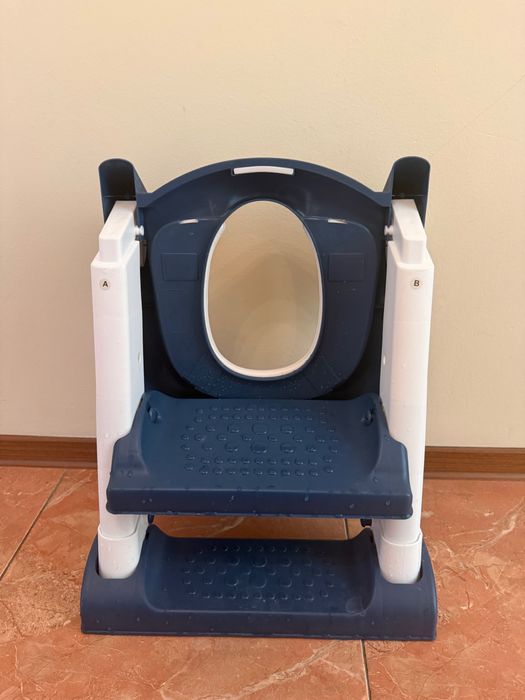 Чисто Нова Тоалетна седалка за деца