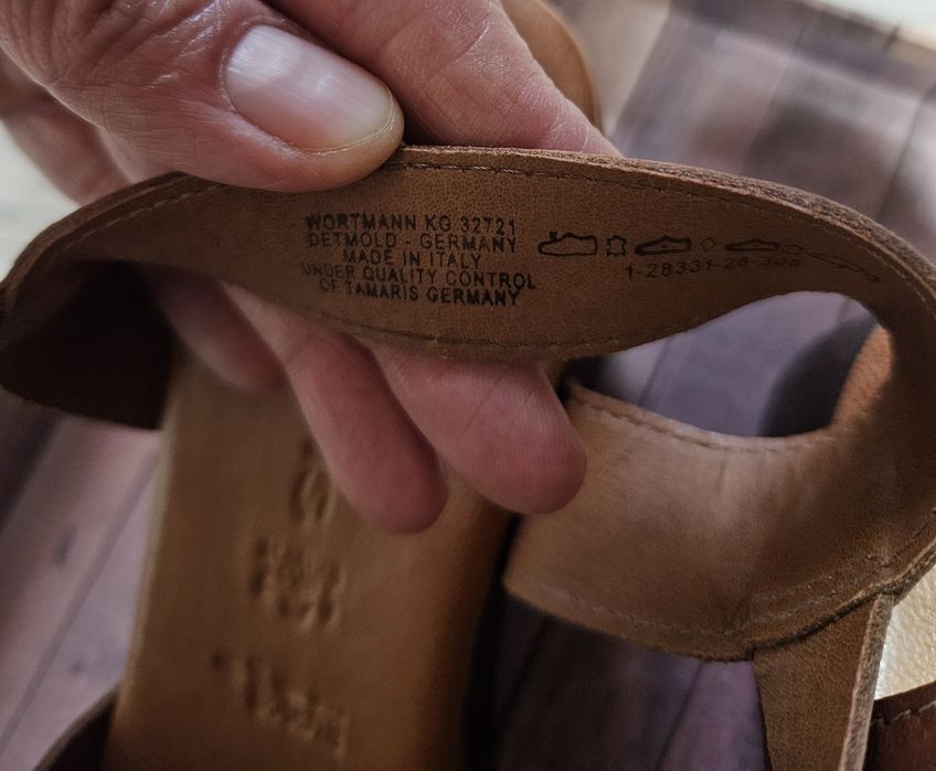 Дамски сандали 39