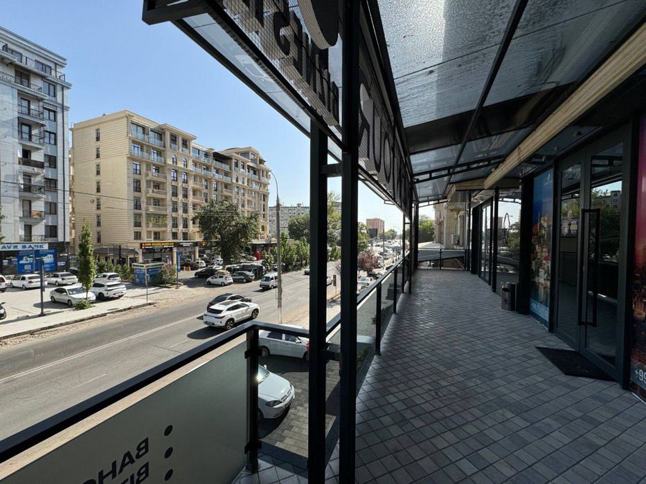 Продается нежилое помещение рядом с центром