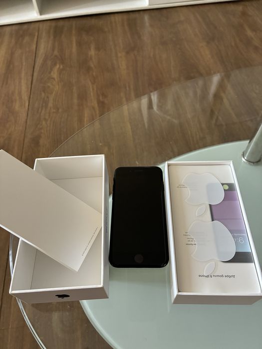 I Phone SE 2020 64GB