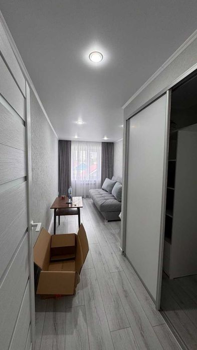 Продам 3 ком. 2 Этаж, Ленина 38, с ремонтом