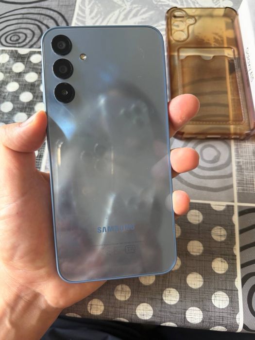 Продам Samsung A15