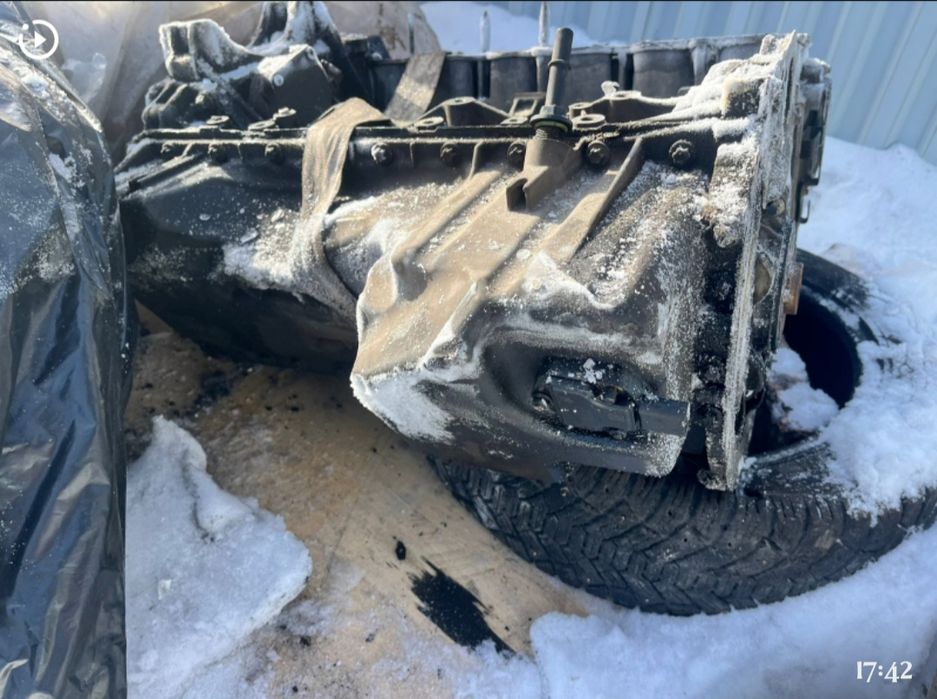 Продам коробку и двигатель на BMW730